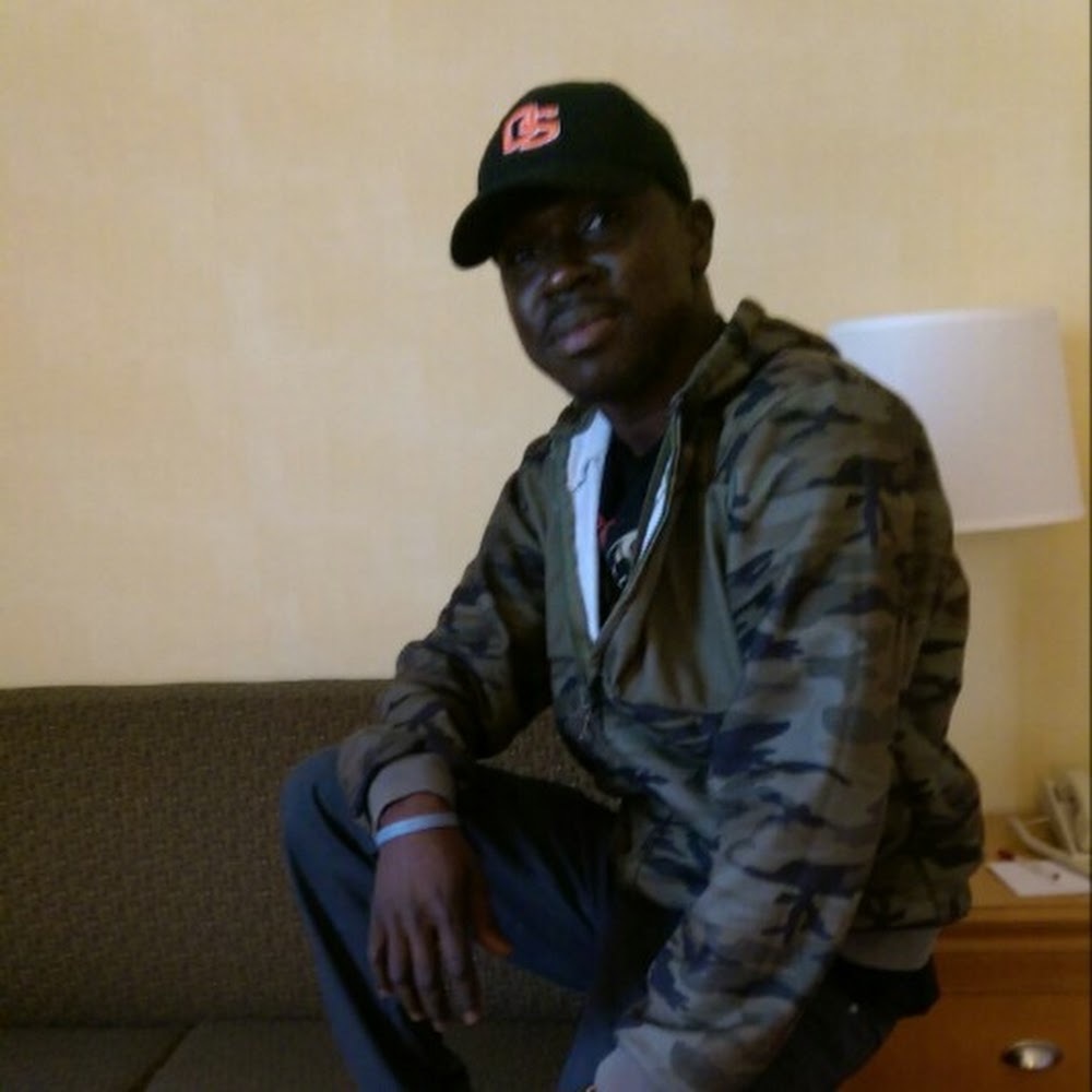 Meet your Posher, Shebora